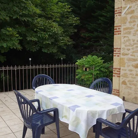 Maison En Pierre Avec Terrasse, Ideal Pour 4 Nyaraló Sarlat-la-Canéda
