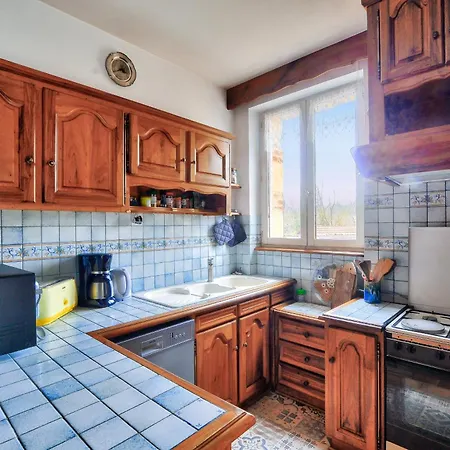 度假居 Maison En Pierre Avec Terrasse, Ideal Pour 4 *