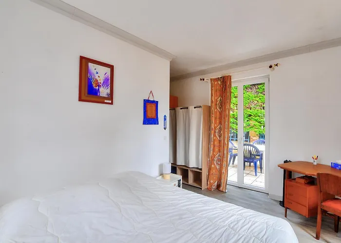 Vakantiehuis Maison En Pierre Avec Terrasse, Ideal Pour 4