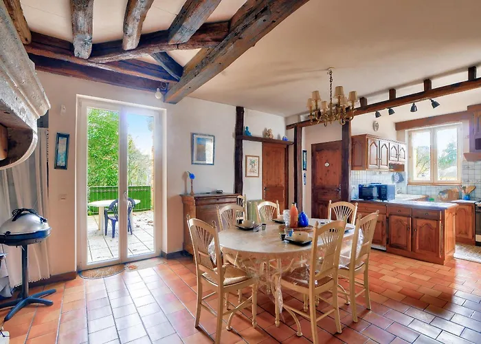Maison En Pierre Avec Terrasse, Ideal Pour 4 Sarlat-la-Canéda
